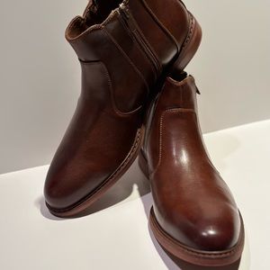 Kenneth Cole Rance Zip Boots